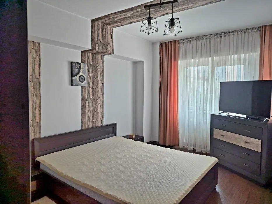 Apartament 4 camere decomandat â€“ Nicolina | 90 mp | Parcare | Renovat 2025 | Pet Friendly - foto 4