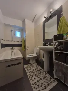 Apartament 4 camere decomandat â€“ Nicolina | 90 mp | Parcare | Renovat 2025 | Pet Friendly - foto 8