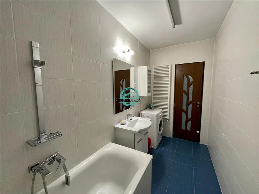 Apartament cu 3 camere de inchiriat, modern in Centru langa ING - foto 8