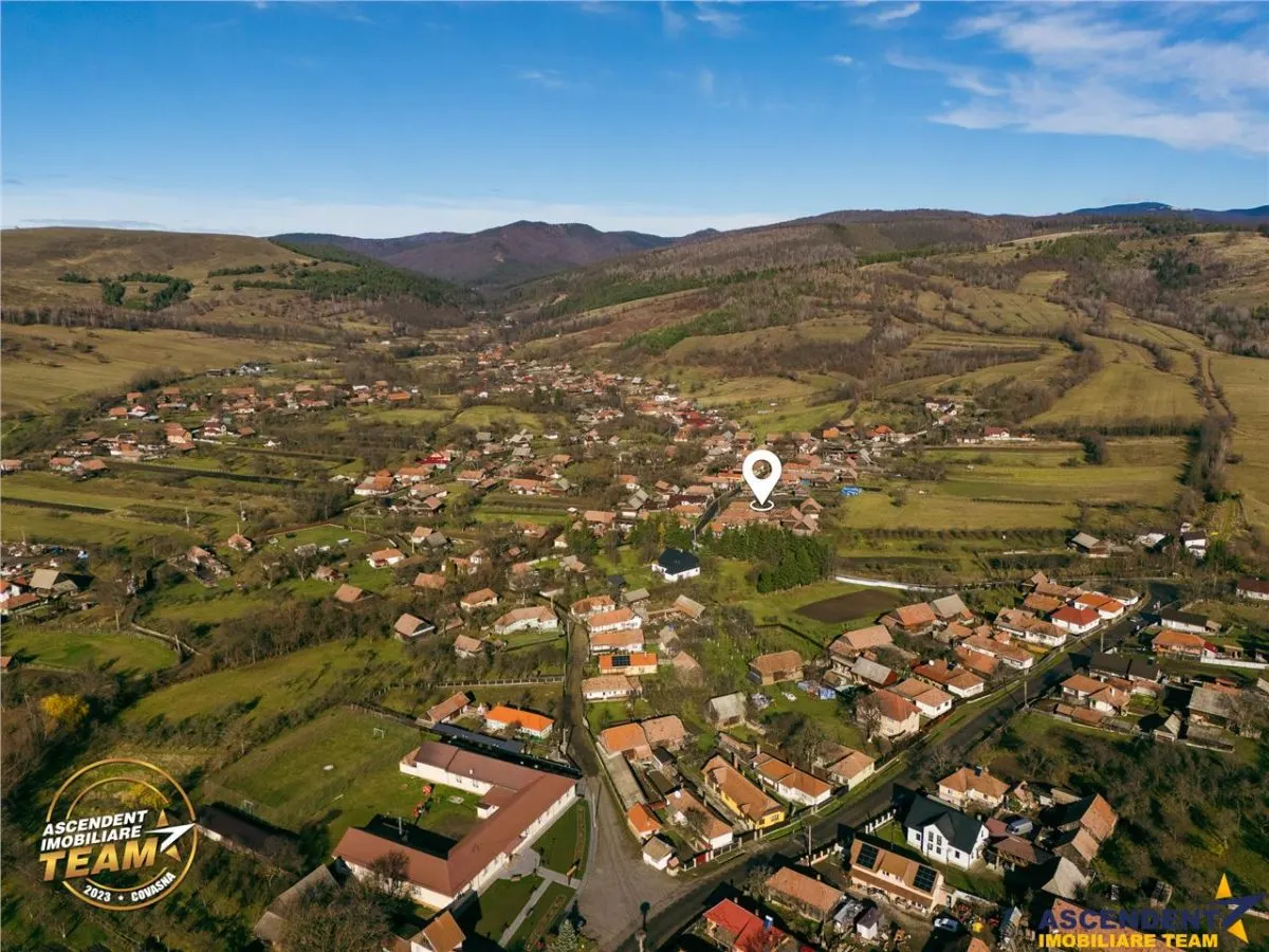 FILM! Casa si anexe, pe domeniu de 6.221mp,  livada pomi fructiferi, Lemnia, Covasna - foto 13