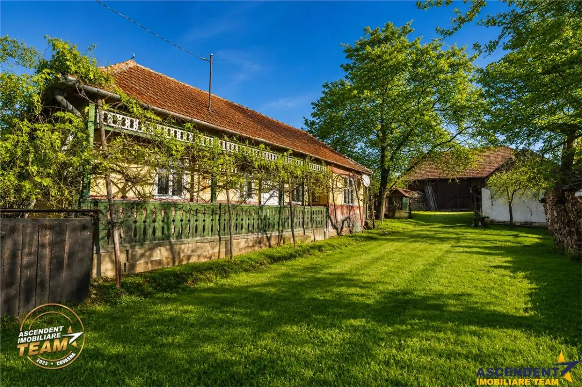 FILM! Casa si anexe, pe domeniu de 6.221mp,  livada pomi fructiferi, Lemnia, Covasna - foto 6