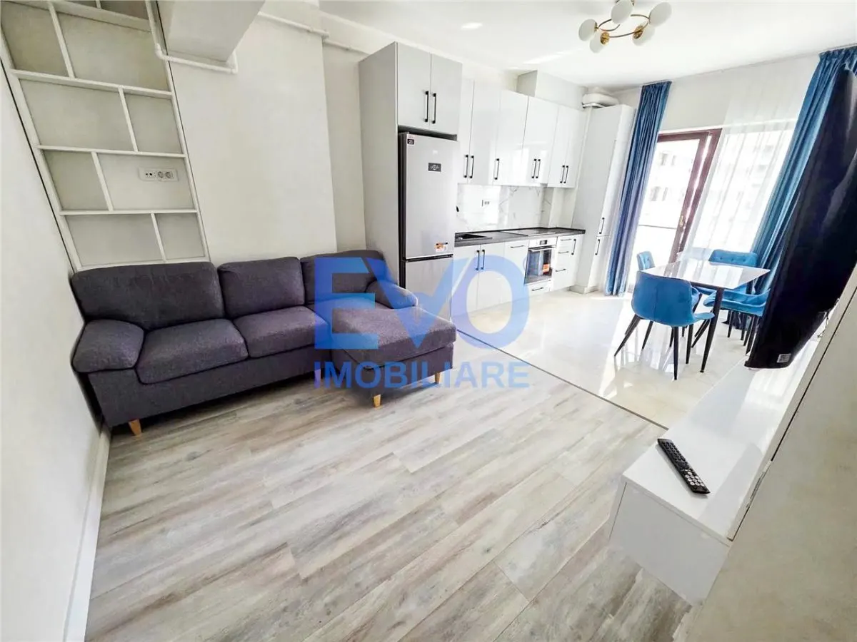 Apartament cu 2 camere, aer conditionat, complex Royal Town Copou - foto 1