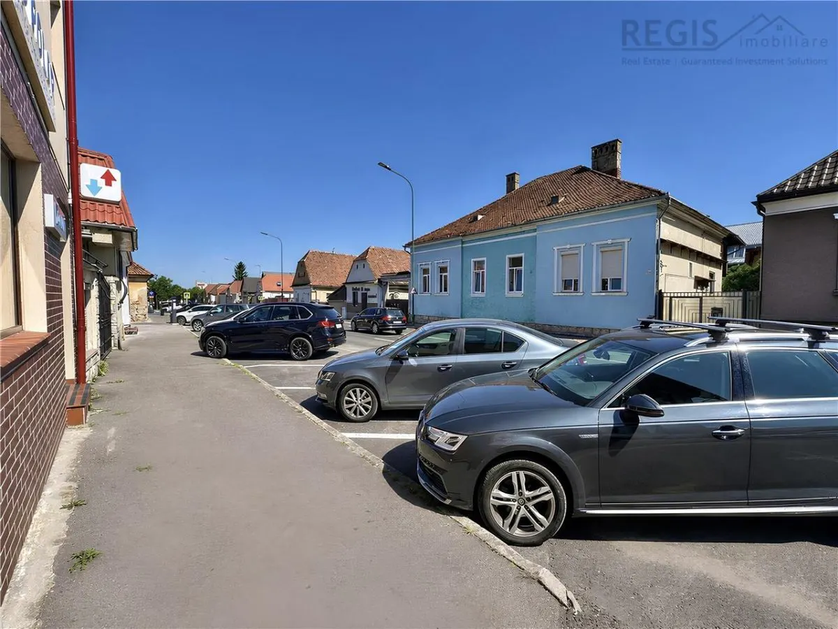 Spatiu comercial cu vad in imobil nou din zona centrala - foto 7