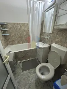 MERITA VAZUTA! Garsoniera, zona Dorobanti, MOBILATA si UTILATA! - foto 6