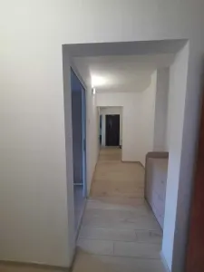 Apartament 3 camere â€“ CUG / Selgros | 2 băi | 2 balcoane | Recent renovat - foto 3