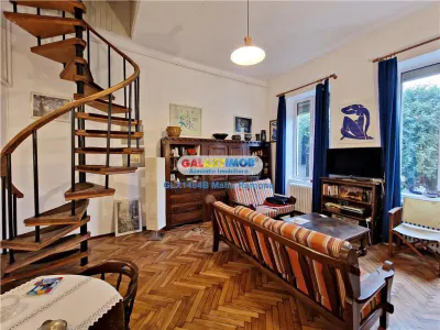 Casa veche renovata, parter+mansarda, curte proprie, Foisorul de Foc - foto 1