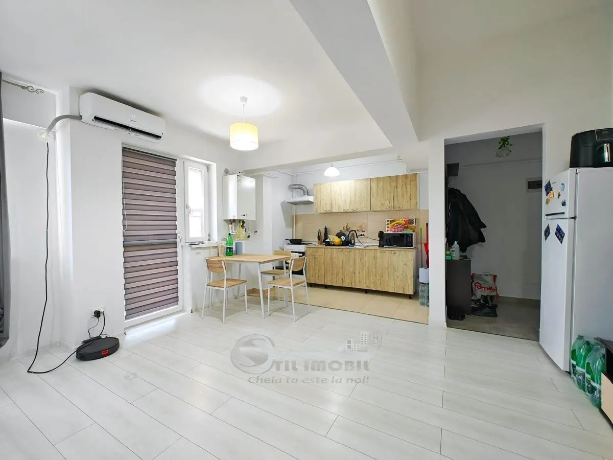 Apartament cu 2 camere, Bucium, mutare imediata - foto 3