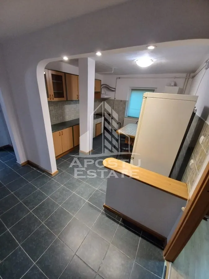 Apartament cu 2 camere de inchiriat  Zona Sagului - foto 4