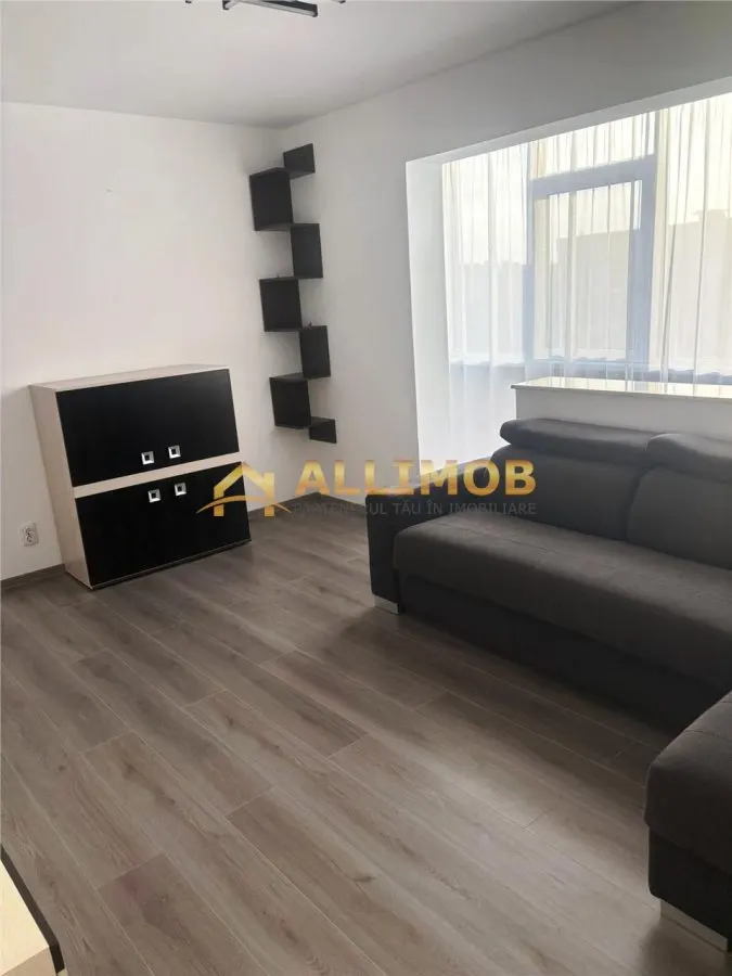 Apartament 3 camere in Ploiesti, zona Cantacuzino - foto 1