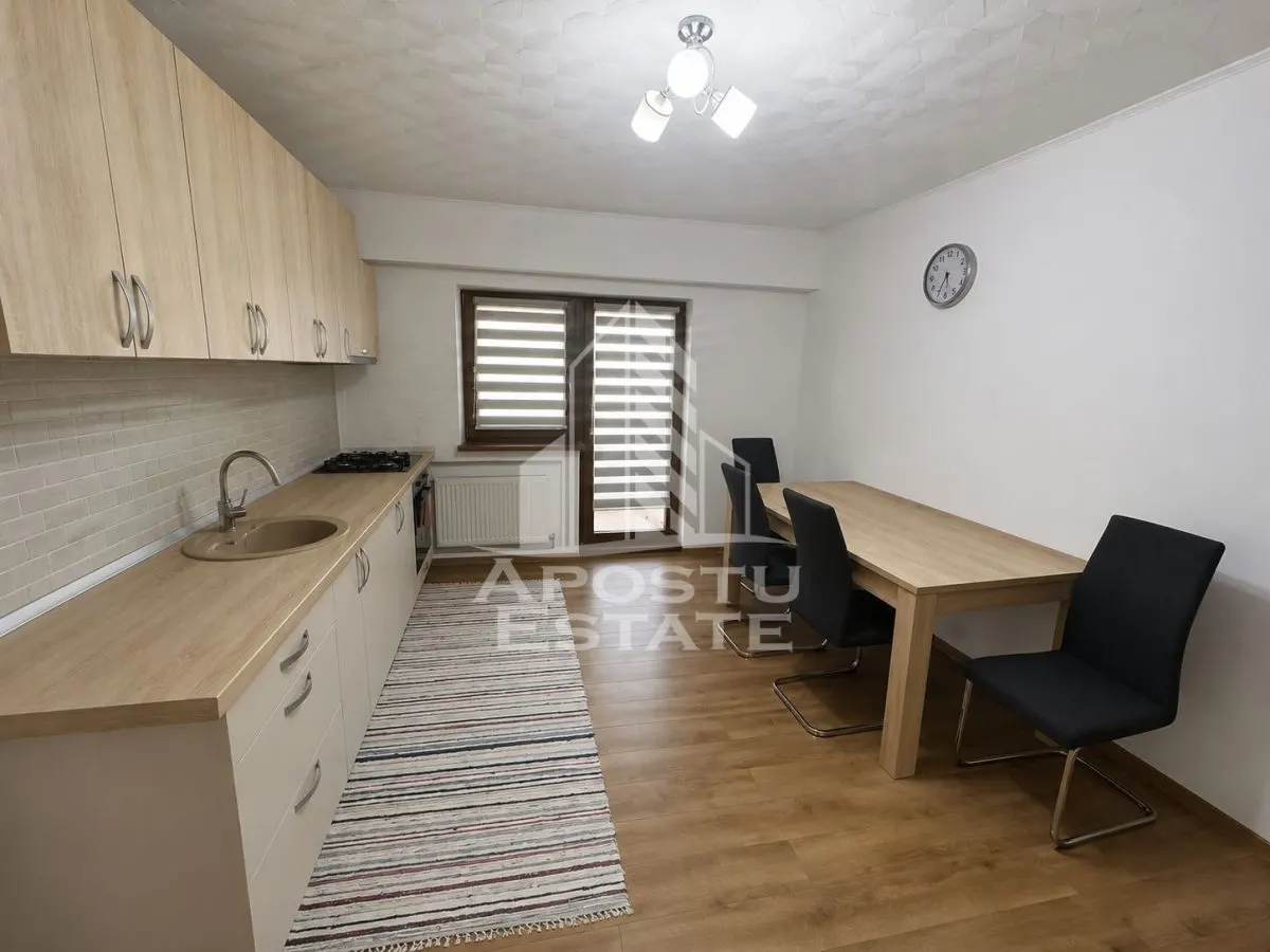 Apartament de vanzare cu 2 camere, semidecomandat, zona Soarelui - foto 2