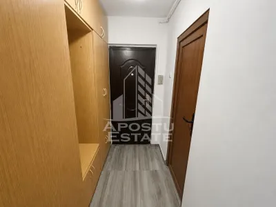 Apartament de vanzare cu 2 camere, semidecomandat, zona Soarelui - foto 3