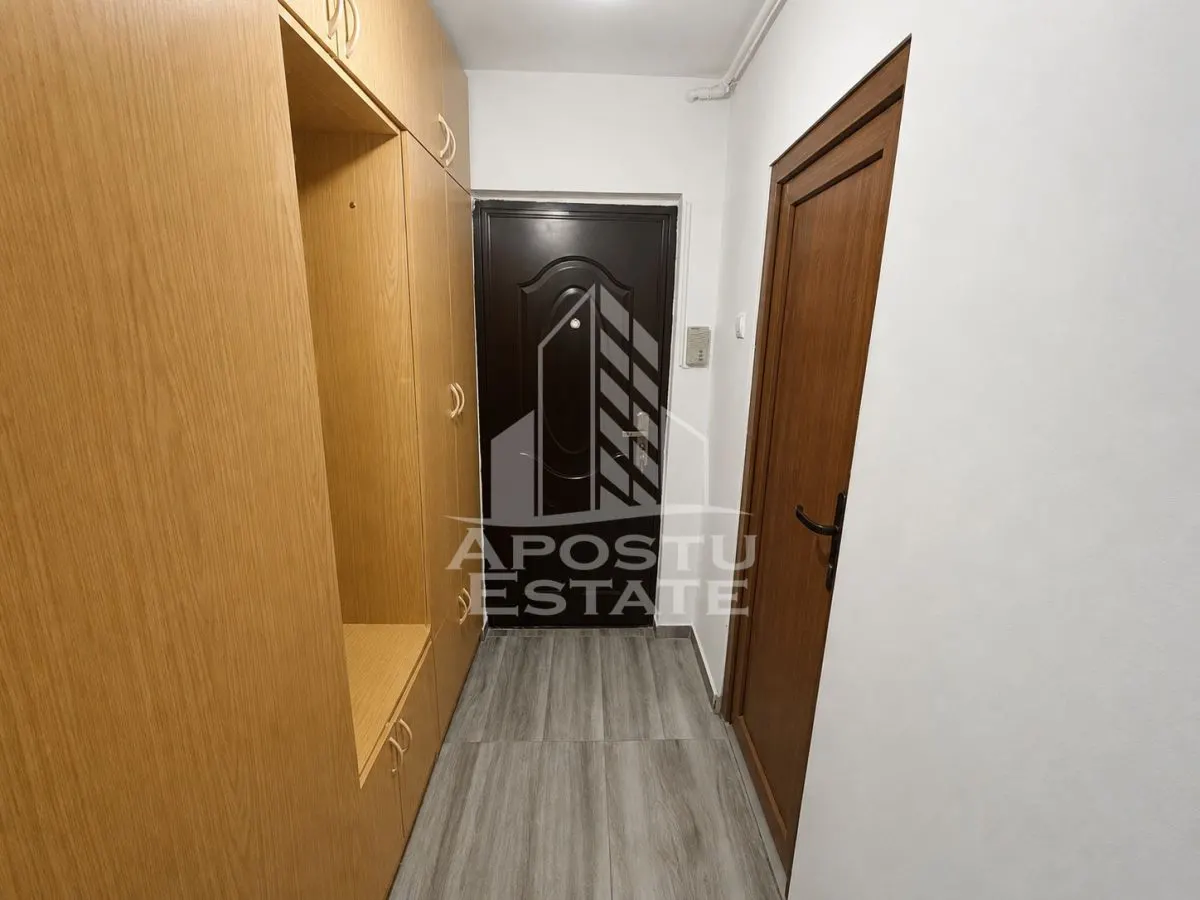 Apartament de vanzare cu 2 camere, semidecomandat, zona Soarelui - foto 3