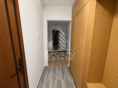 Apartament de vanzare cu 2 camere, semidecomandat, zona Soarelui - foto 4