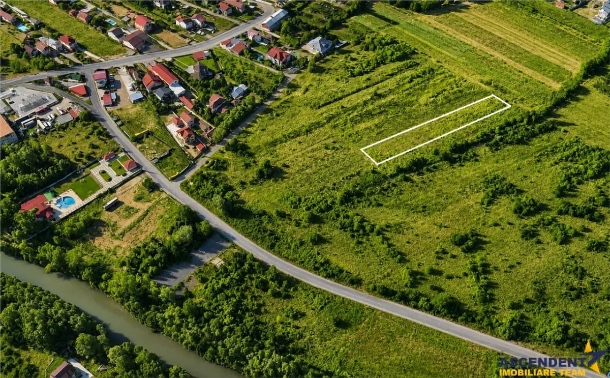 Teren intravilan generos, in inima Cetatii Targoviste, Dambovita - foto 1