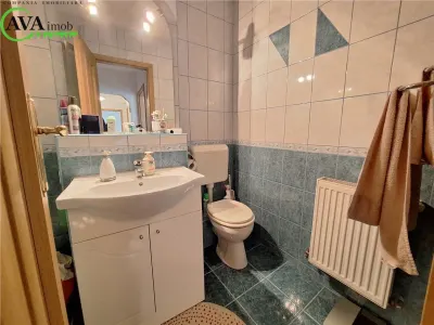 Apartament 2 camere decomandat ,nemobilata, zona Mioritei - foto 8