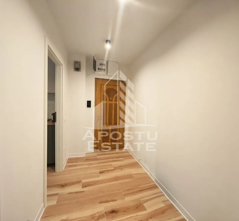 Apartament renovat, de vanzare, centrala, zona Gheorghe Lazar - foto 7