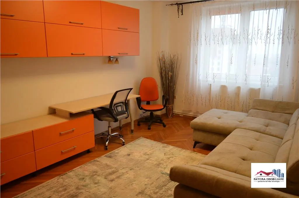 Ap. 2 Camere Mobilat si Utilat de Inchiriat Zona Ultracentrala - foto 2
