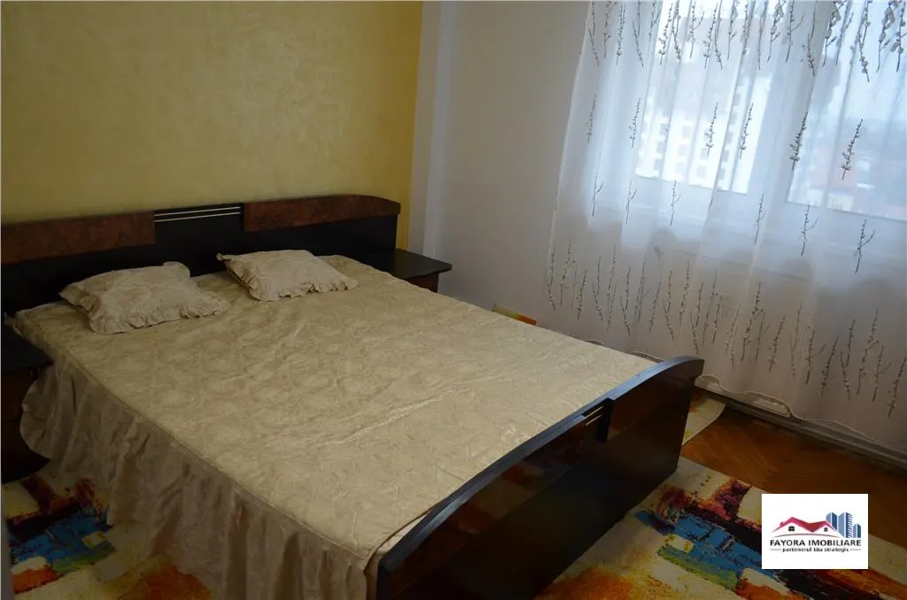 Ap. 2 Camere Mobilat si Utilat de Inchiriat Zona Ultracentrala - foto 4