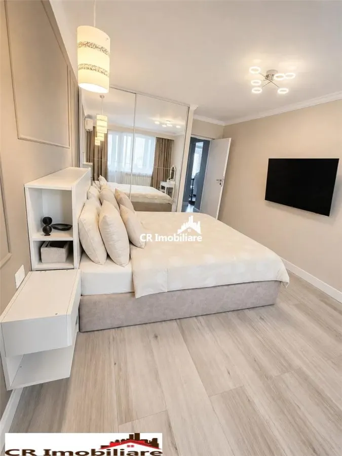 Apartament 3 camere Titan Centrala Proprie Renovat Premium - foto 3