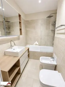 Apartament 3 camere Titan Centrala Proprie Renovat Premium - foto 5