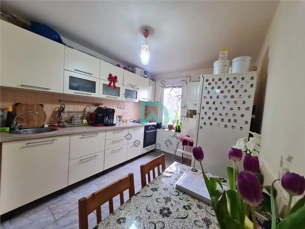 Apartament 3 camere Craiter, , Brasov - foto 2