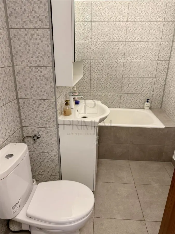 GHEORGHE LAZAR - APARTAMENT 2 CAMERE DE INCHIRIAT - CENTRALA PROPRIE - foto 7