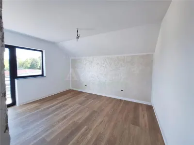 Vila noua din caramida, 130 mp utili – Teren 430 mp | Semineu- Zona Ura - foto 17