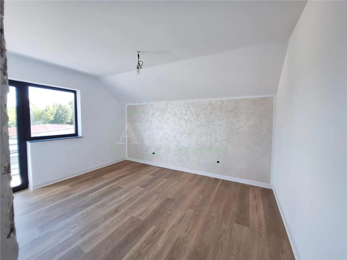 Vila noua din caramida, 130 mp utili – Teren 430 mp | Semineu- Zona Ura - foto 17
