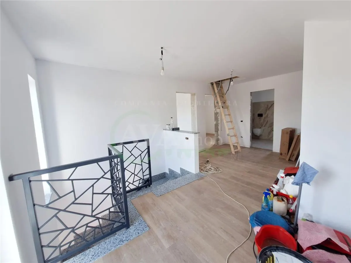 Vila noua din caramida, 130 mp utili – Teren 430 mp | Semineu- Zona Ura - foto 9