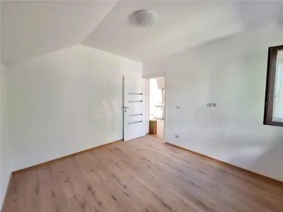 Vila noua din caramida, 130 mp utili â€“ Teren 480 mp | Zona Ura - foto 13