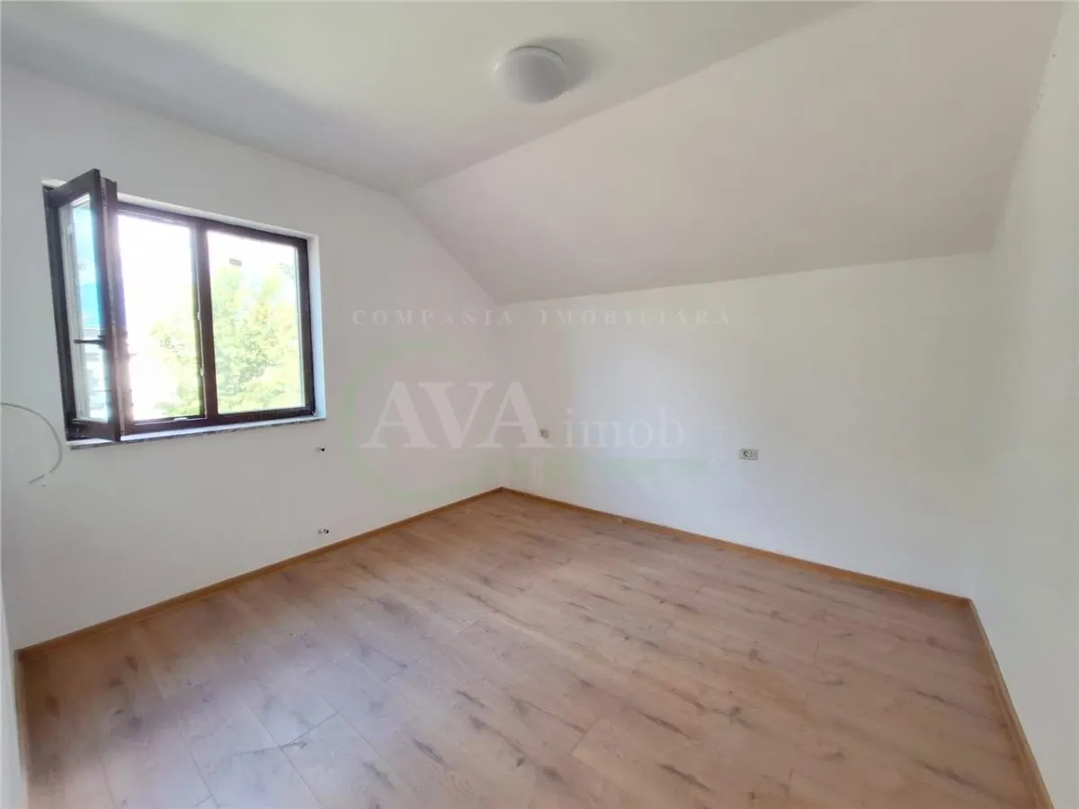 Vila noua din caramida, 130 mp utili â€“ Teren 480 mp | Zona Ura - foto 14