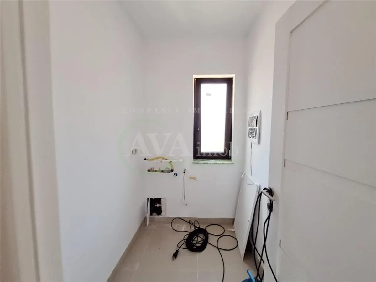 Vila noua din caramida, 130 mp utili â€“ Teren 480 mp | Zona Ura - foto 5