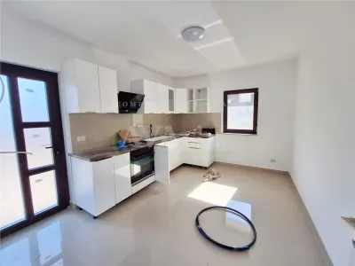 Vila noua din caramida, 130 mp utili â€“ Teren 480 mp | Zona Ura - foto 6
