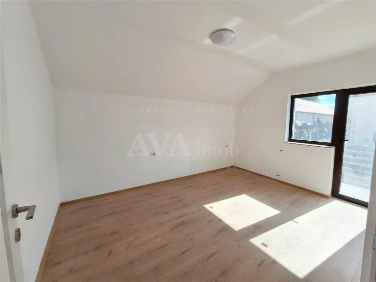 Vila noua din caramida, 130 mp utili â€“ Teren 480 mp | Zona Ura - foto 10