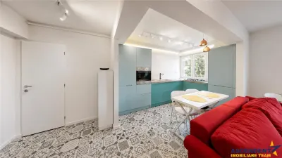 Vedere spre gradina, decomandat si renovat, Centrul Civic, Brasov - foto 13