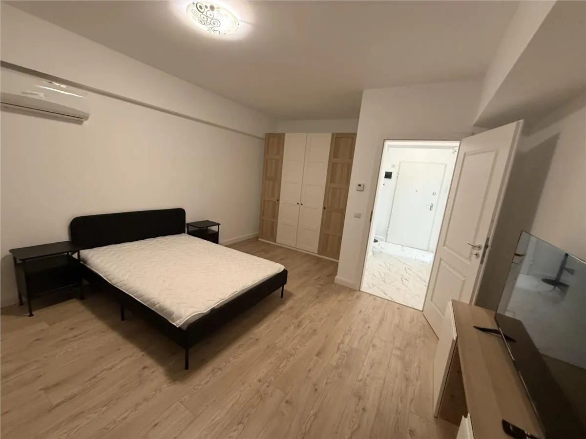 1 CAM TATARASI, NOU, DECOMANDAT, PRIMA INCHIRIERE, STATIE DE TRANSPORT - foto 4