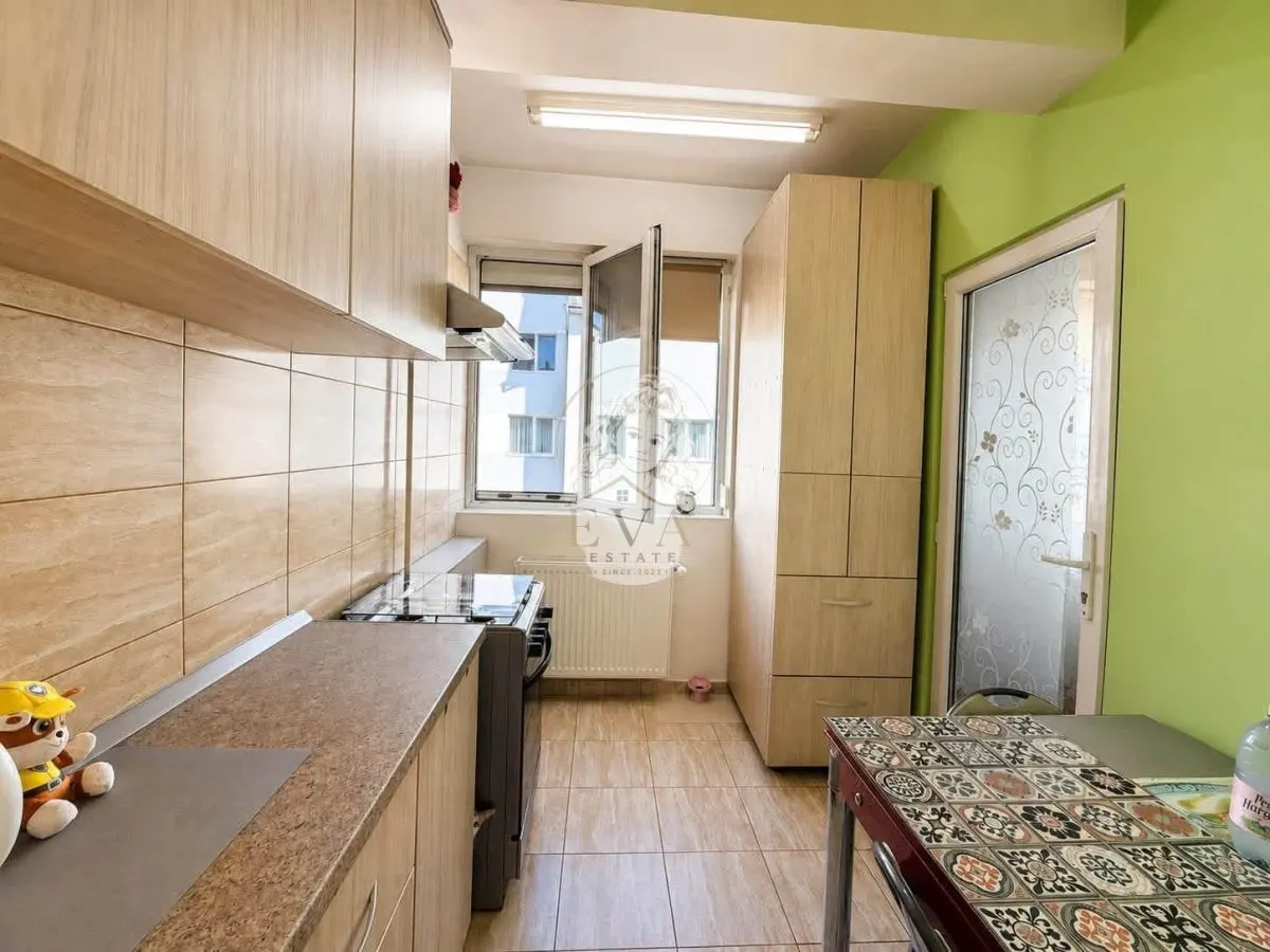 Apartament 2 camere de vanzare  64 mp - foto 3