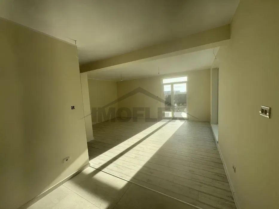 Duplex in stil neoclasic de vanzare in Giroc, zona Esso Comision 0% - foto 4