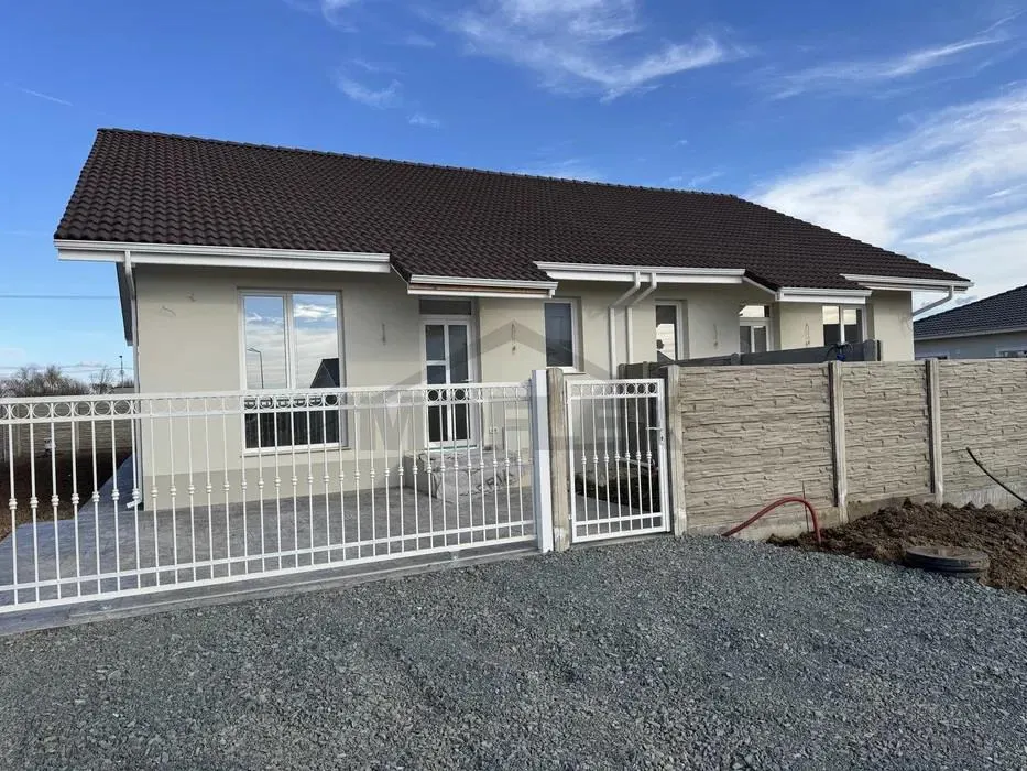 Duplex pe parter gata de mutare in Bucovat langa Timisoara, comision 0% - foto 1