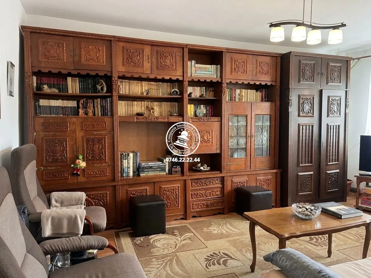 Apartament 3 camere decomandat Centru -Tg Cucu - foto 3