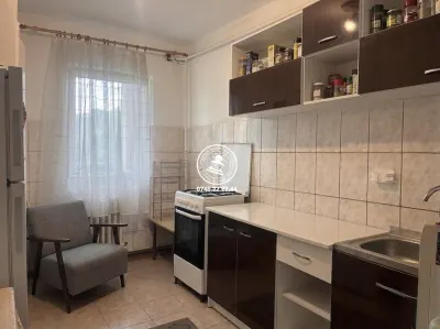 Apartament 3 camere decomandat Centru -Tg Cucu - foto 9