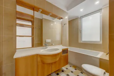 Vanzare apartament 4 camere | spectaculos | Primăverii | vedere la Lac | parcare subterană | 188mp utili | oferta unică | - foto 6