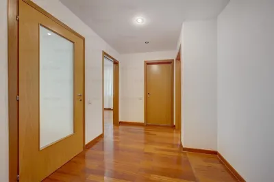 Vanzare apartament 4 camere | spectaculos | Primăverii | vedere la Lac | parcare subterană | 188mp utili | oferta unică | - foto 10