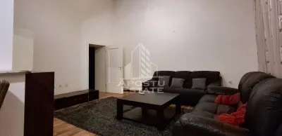 Apartament 2 camere Ultracentral Etaj 1, cu Garaj - foto 4