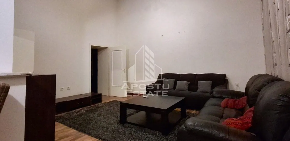 Apartament 2 camere Ultracentral Etaj 1, cu Garaj - foto 4