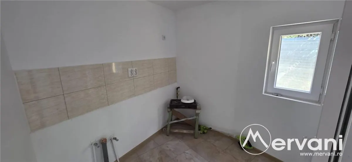 Casa cu 2 camere de vanzare in Campina - foto 11