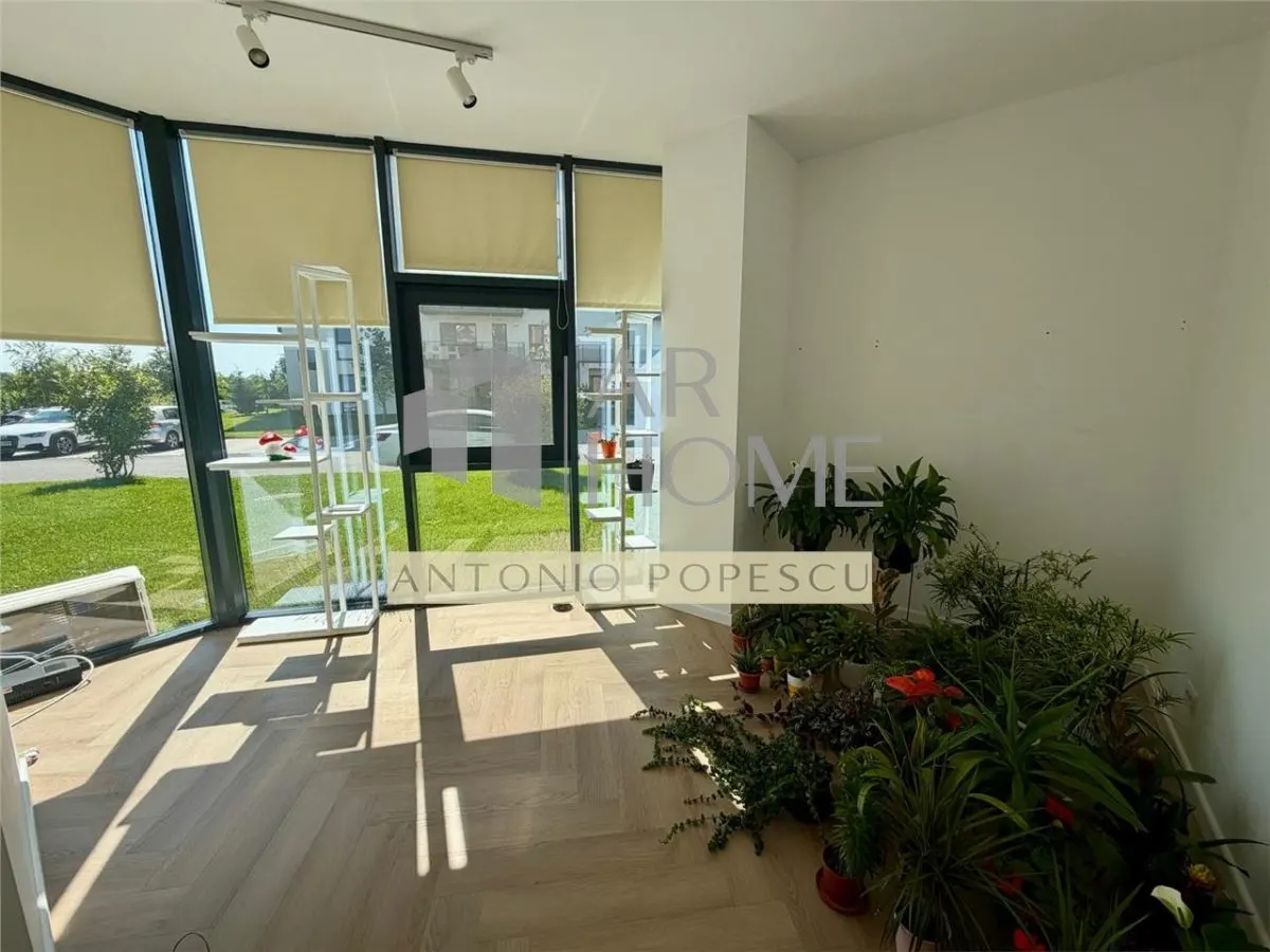 Spatiu comercial, parter de bloc, in Ploiesti, cartier Albert. - foto 2