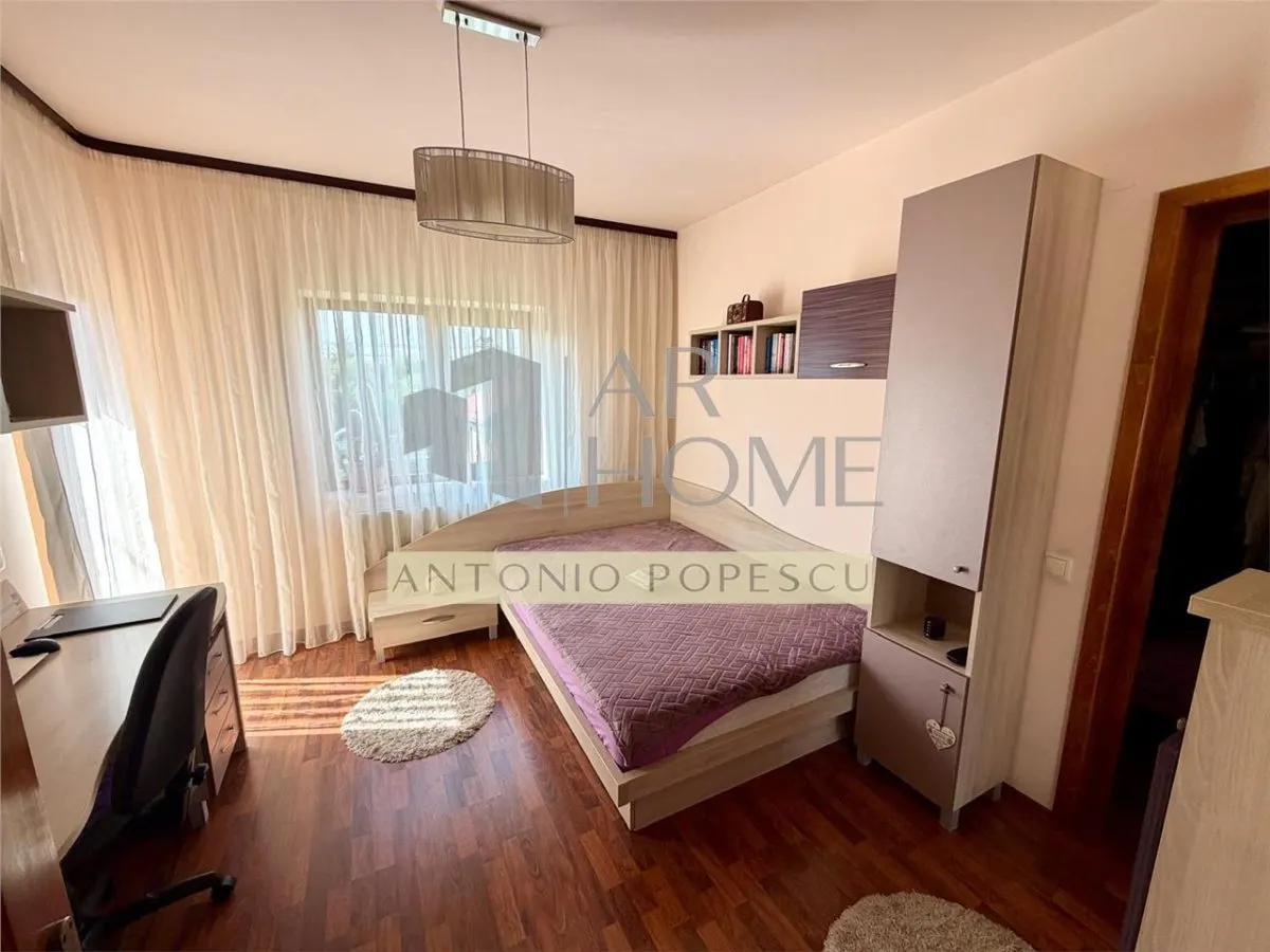 Vila 4 camere, in Ploiesti, zona Albert. - foto 19