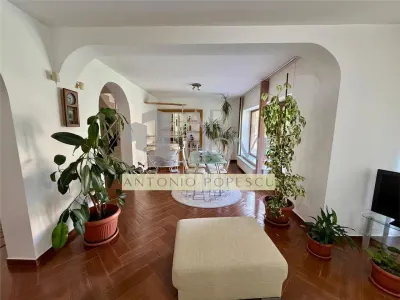 Vila 4 camere, in Ploiesti, zona Albert. - foto 7
