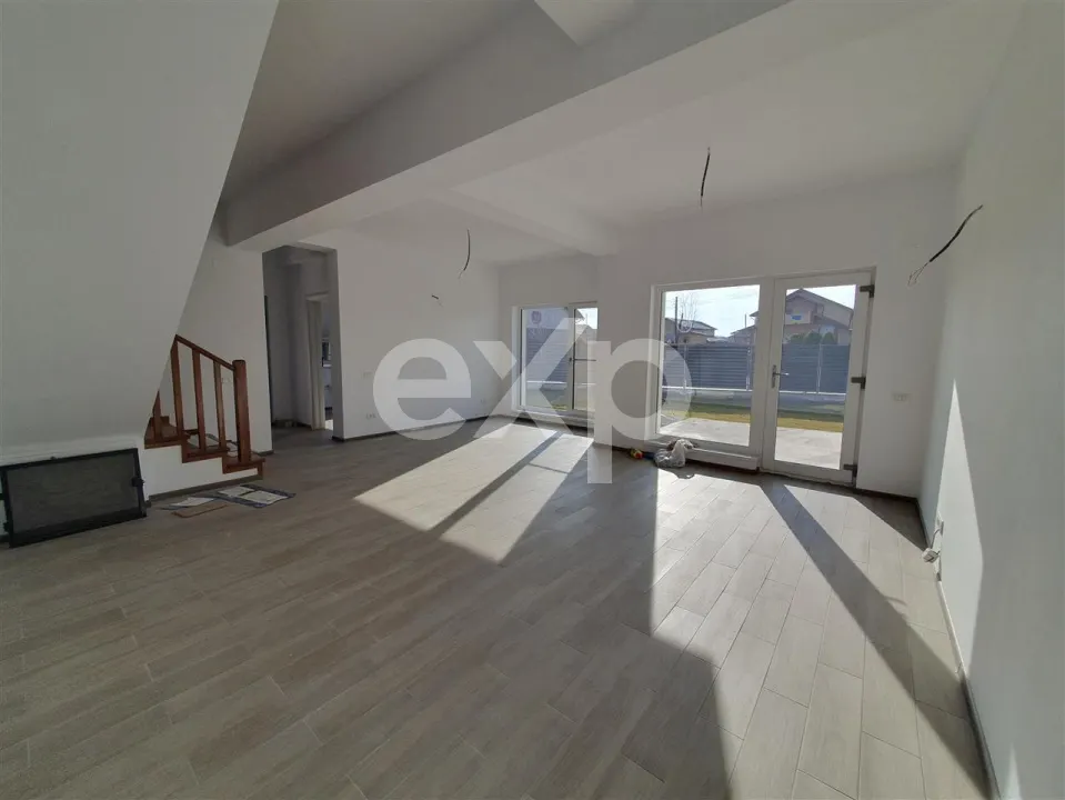 TVA inclus | Casa finisata la cheie 4 camere Trivale | Comision 0% - foto 1